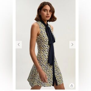 Karen Millen Geo Print Crepe Tie Neck Mini Dress size small worn once